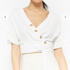 Wrap Top with Accent Buttons | Size Large